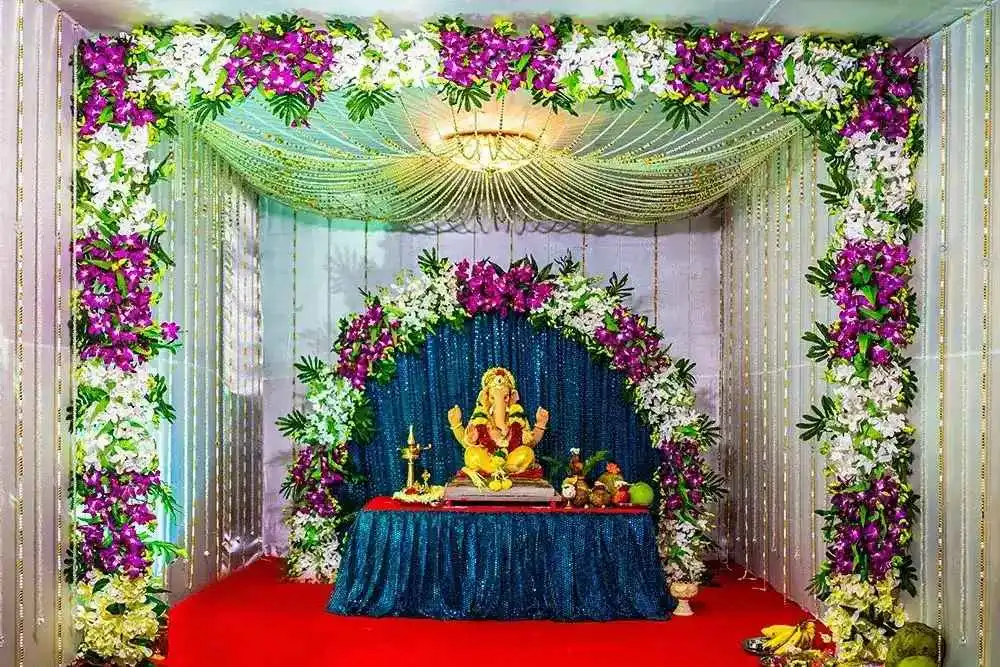 Marigold mandap for bhajan